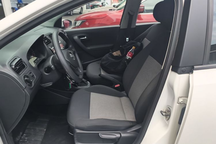 Volkswagen Polo 2018 #15 Volkswagen Polo 2018 car image #15