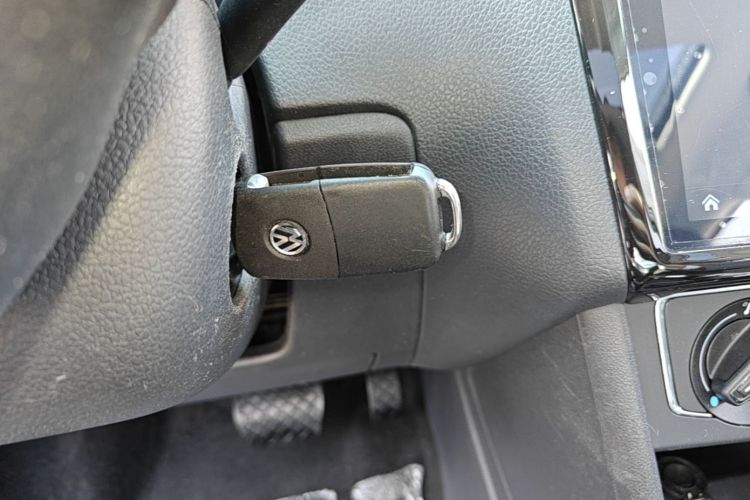 Volkswagen Polo 2019 #9 Volkswagen Polo 2019 car image #9