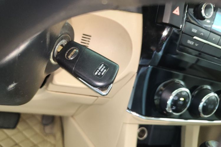2015 #9 2015 car image #9