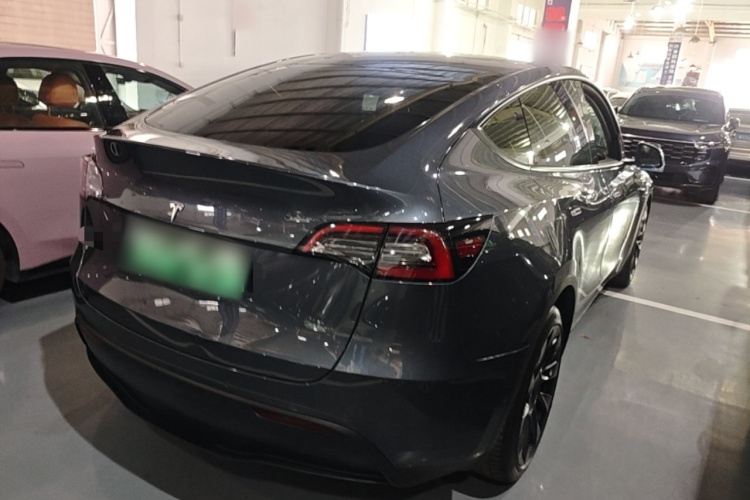 Tesla Model Y 2021 #7 Tesla Model Y 2021 car image #7