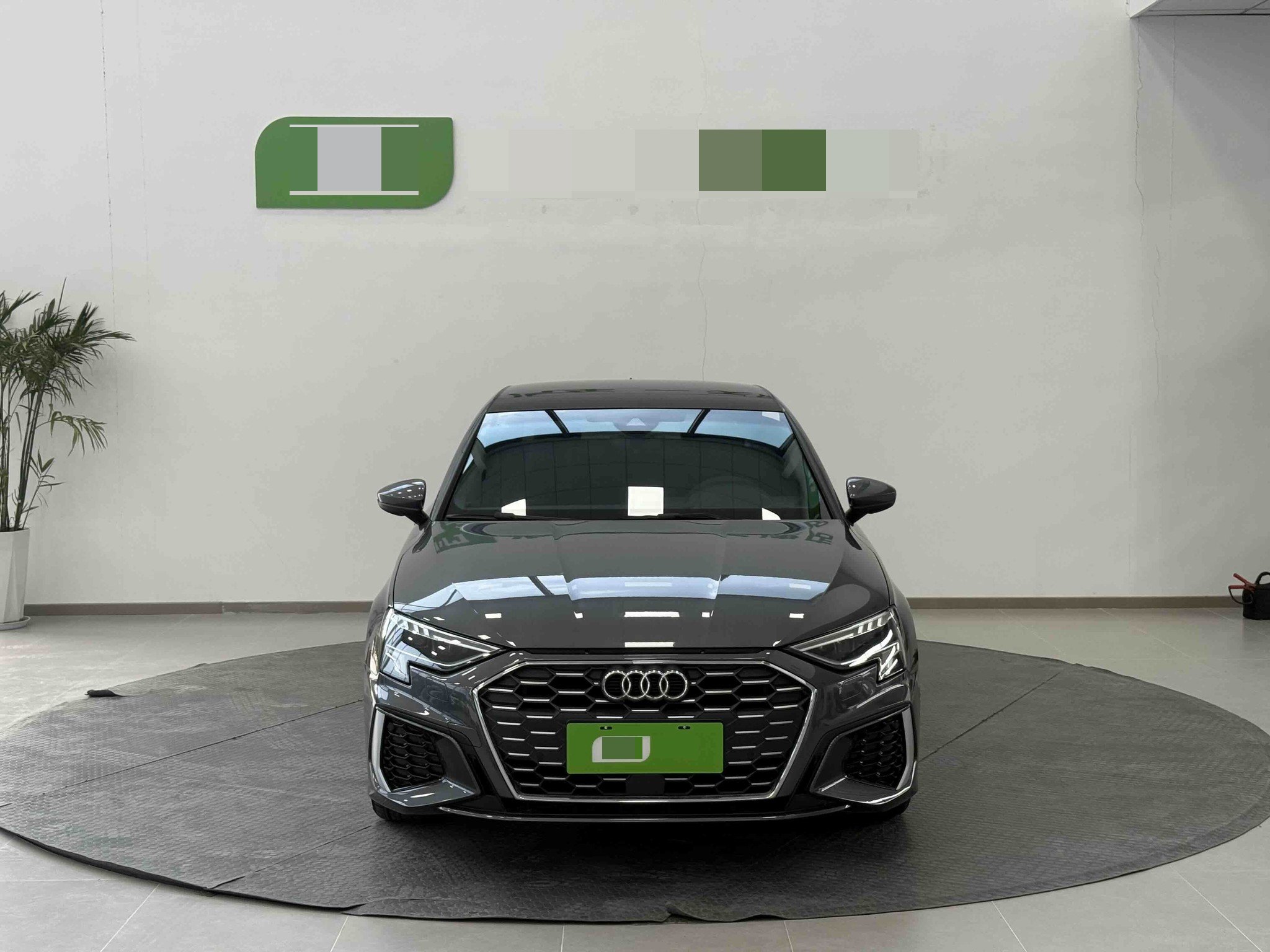 2022 immagine di auto #3