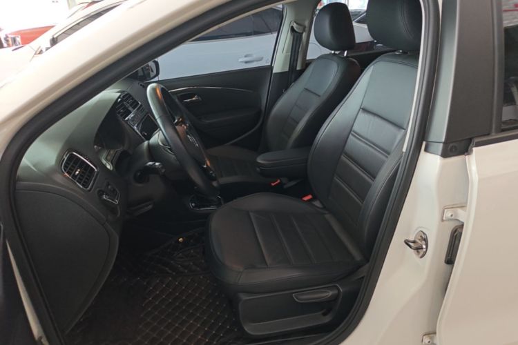 Volkswagen Polo 2018 #15 Volkswagen Polo 2018 car image #15
