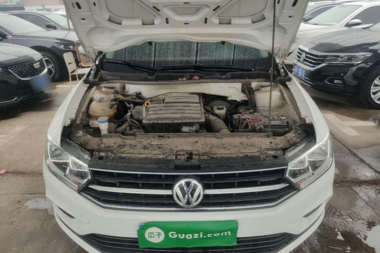 Volkswagen Bora 2022 car image #22