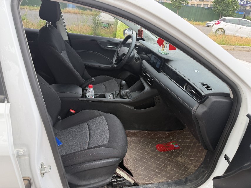 Roewe i5 2024 imagen de coche #7