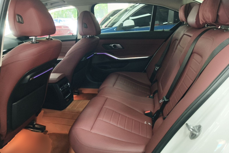 BMW 3 Series 2021 #17 BMW 3 Series 2021 immagine di auto #17