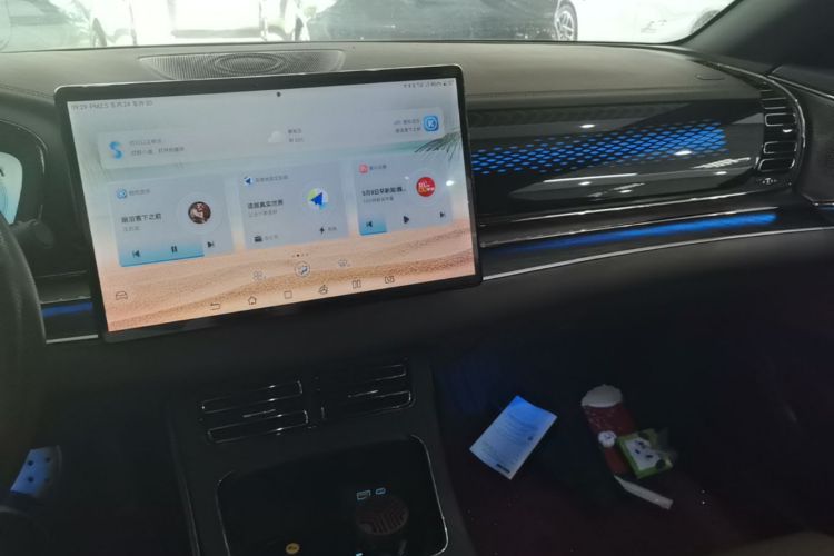 BYD Han 2022 car image #17