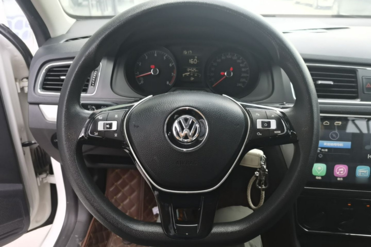 Volkswagen Lavida 2018 car image #11