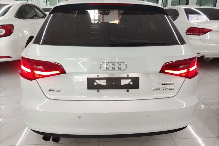Audi A3 2015 car image #6