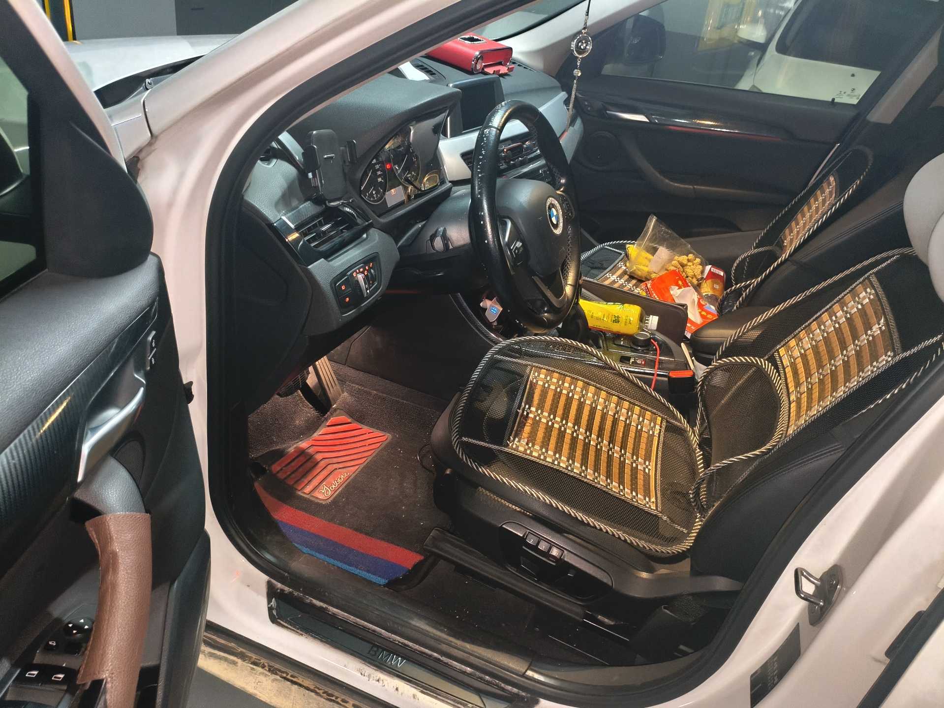 BMW X1 2018 #3 BMW X1 2018 car image #3