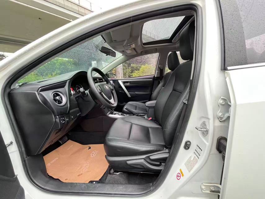 Toyota Corolla 2017 car image #8