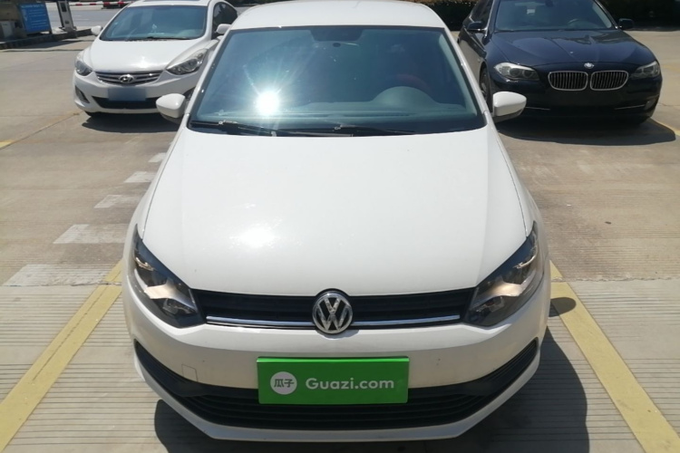 Volkswagen Polo 2018 car image #3