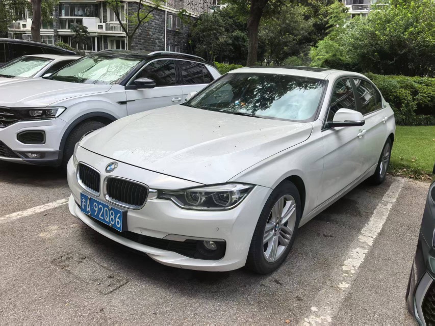 BMW 3 Series 2017 BMW 3 Series 2017 immagine di auto