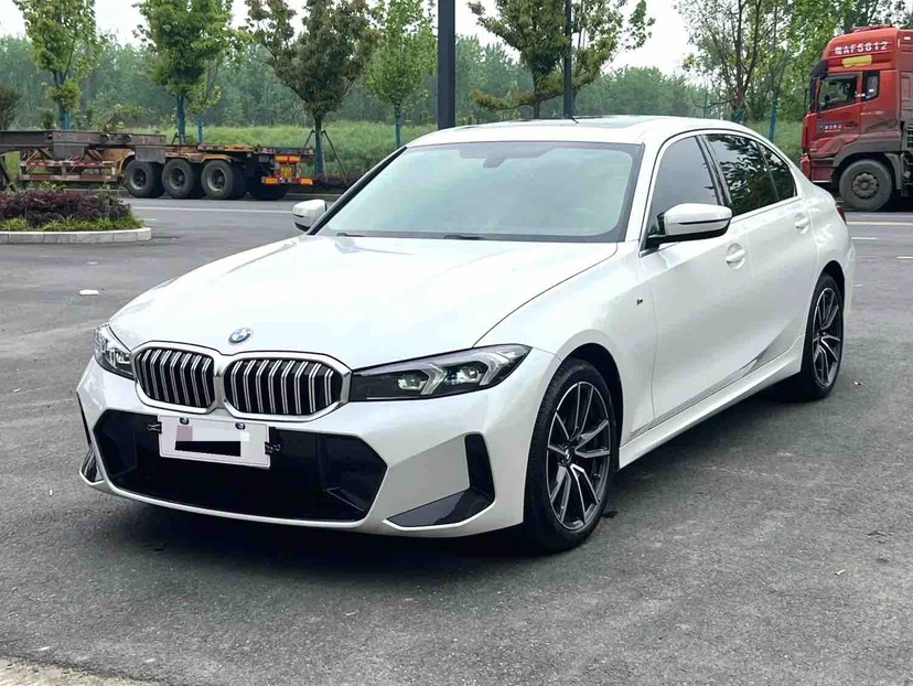 BMW 3 Series 2023 car image 