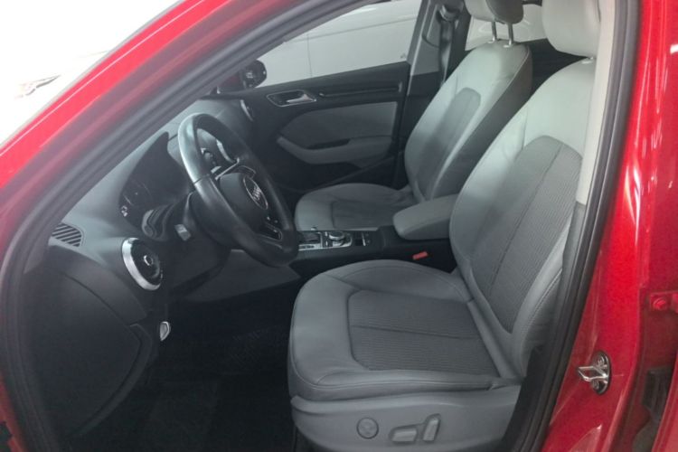 Audi A3 2018 car image #15