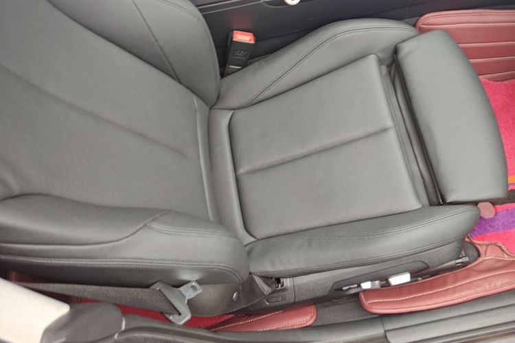 BMW 3 Series GT 2018 car image #24