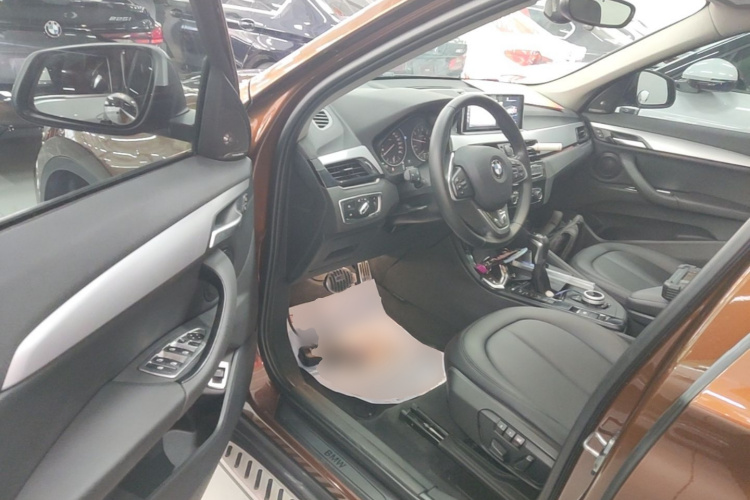 BMW X1 2017 #16 BMW X1 2017 immagine di auto #16