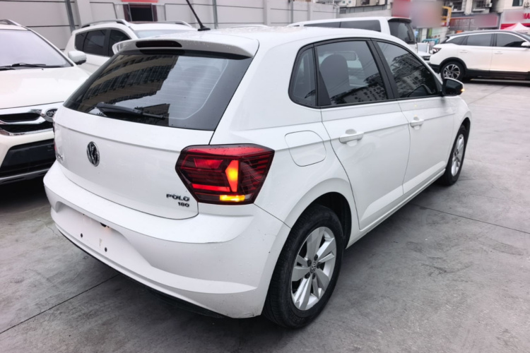Volkswagen Polo 2021 car image #5