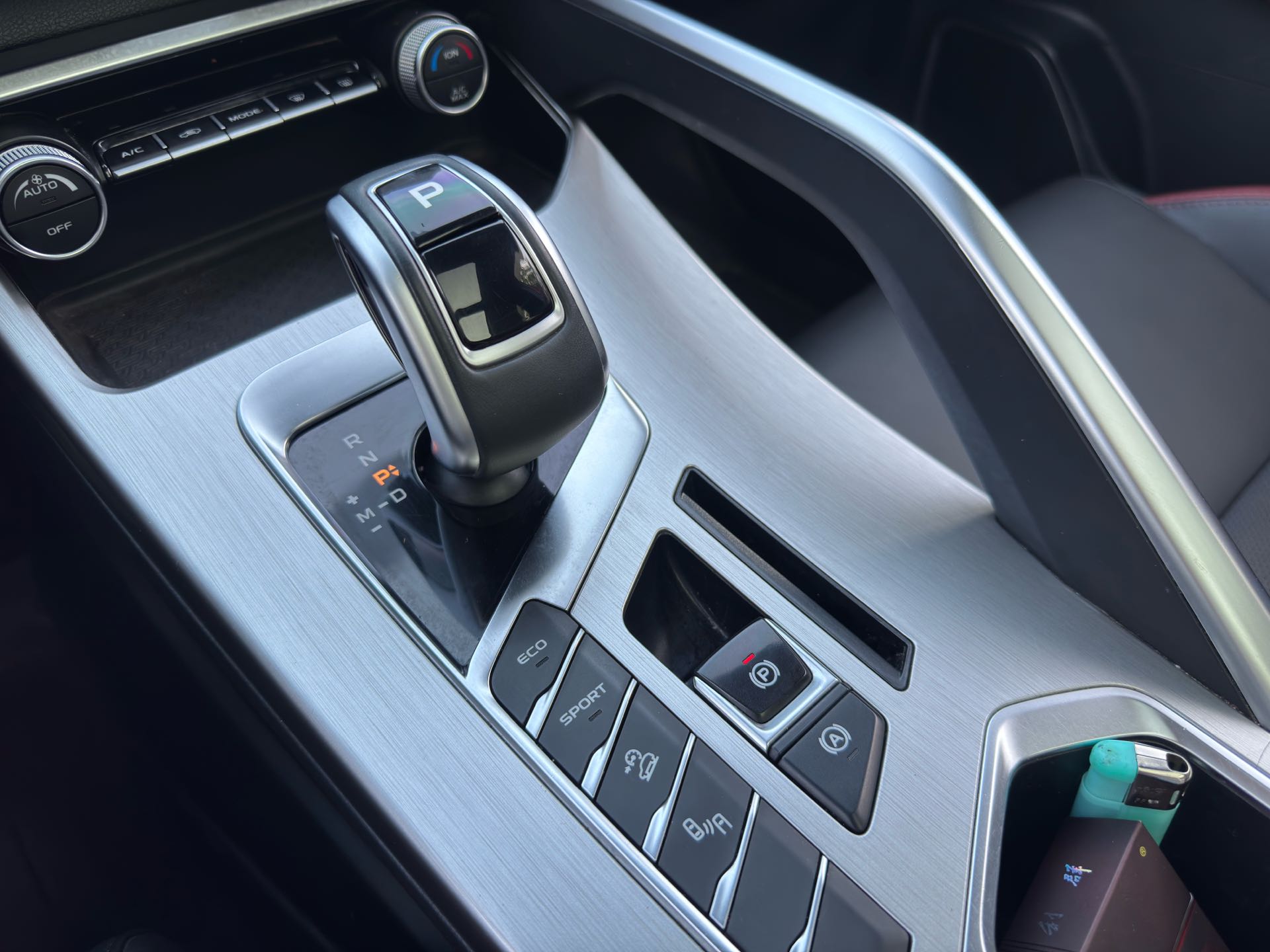 GEELY Coolray 2020 #9 GEELY Coolray 2020 изображение автомобиля #9