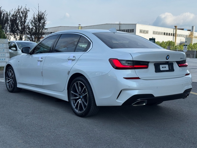 BMW 3 Series 2021 #8 BMW 3 Series 2021 car image #8
