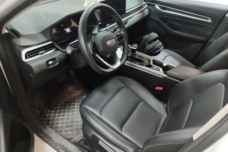 GEELY Emgrand 2025 car image #15
