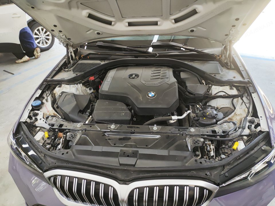 BMW 3 Series 2023 car image #12
