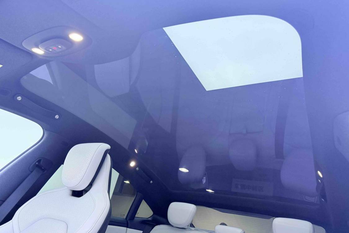 MI SU7 2024 car image #14