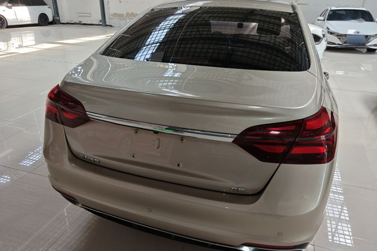 GEELY Emgrand 2019 #6 GEELY Emgrand 2019 car image #6