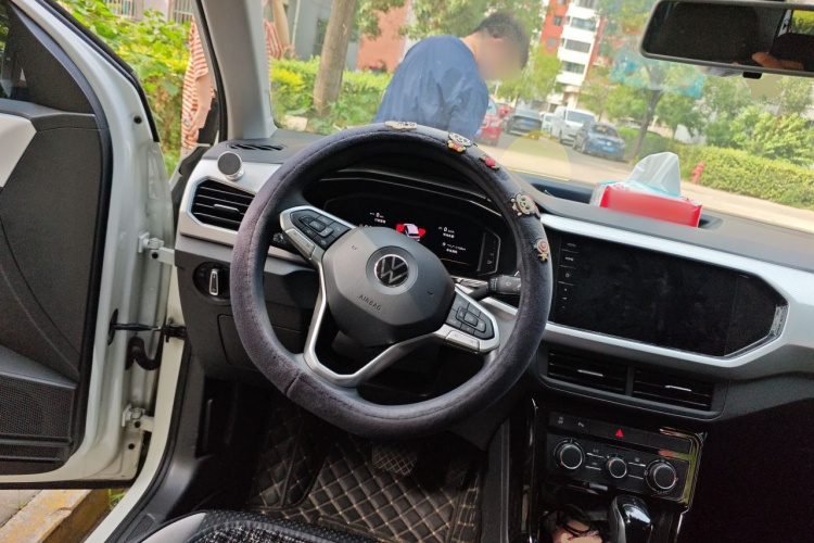 Volkswagen Tacqua 2021 car image #11
