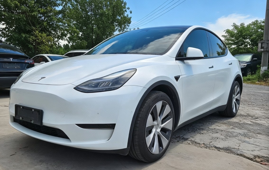 Tesla Model Y 2021 Tesla Model Y 2021 immagine di auto