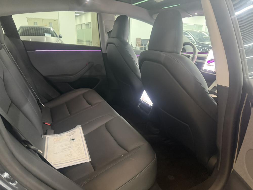 Tesla Model 3 2025 immagine di auto #15