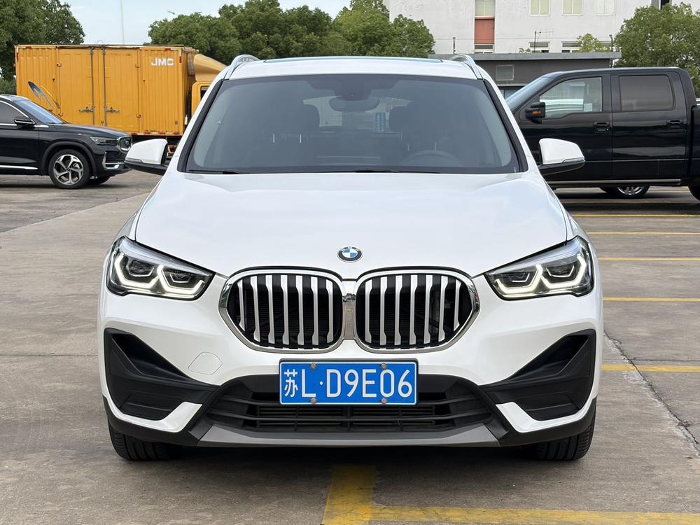 BMW X1 2020 car image #2