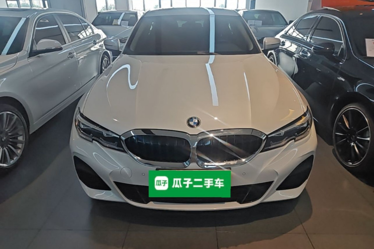 BMW 3 Series 2020 #3 BMW 3 Series 2020 car image #3