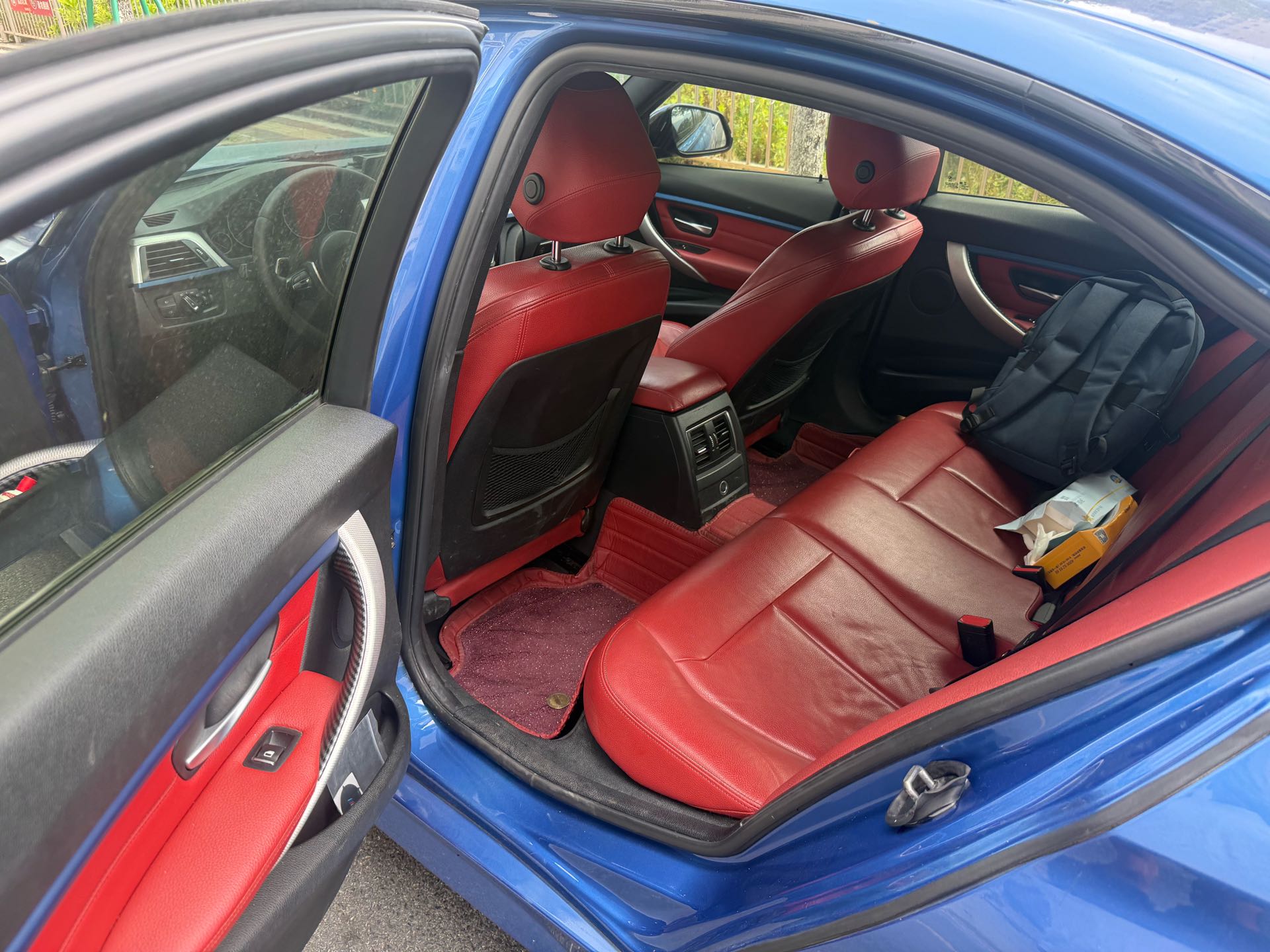 BMW 3 Series 2019 immagine di auto #4