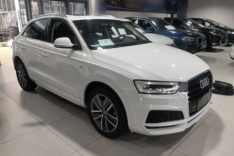 Audi Q3 2019 #6 Audi Q3 2019 car image #6