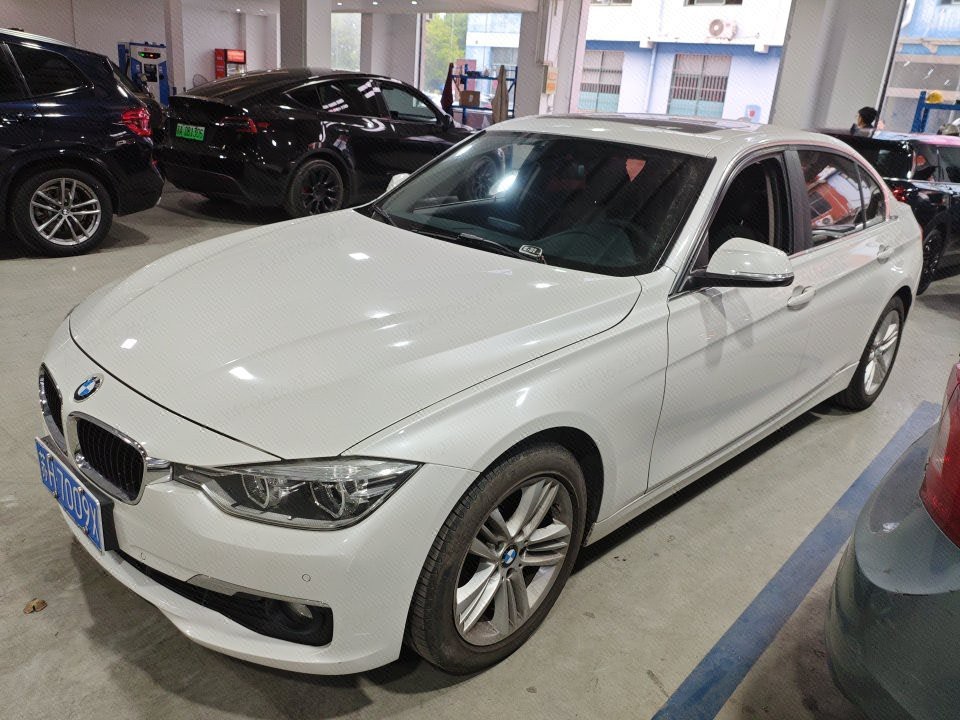 2017 2017 car image
