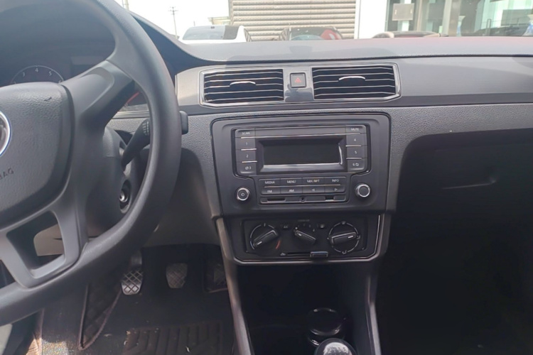 Volkswagen Santana 2019 #10 Volkswagen Santana 2019 car image #10
