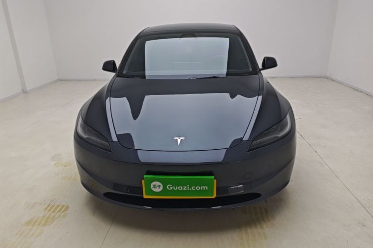 Tesla Model 3 2024 car image #3