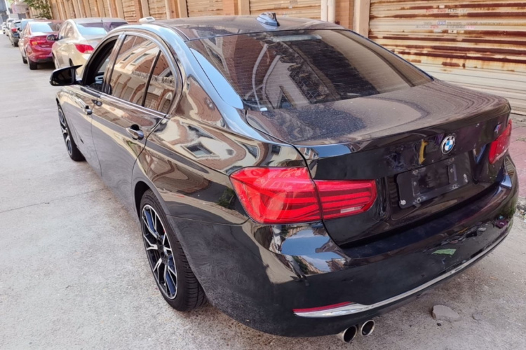 BMW 3 Series 2017 car image #5
