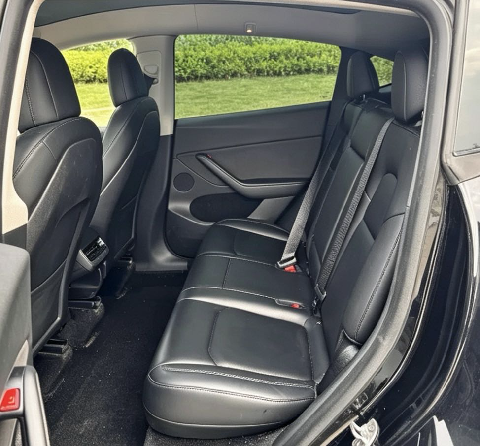 Tesla Model Y 2021 #6 Tesla Model Y 2021 car image #6
