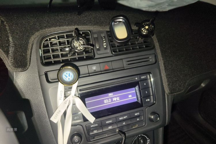 Volkswagen Polo 2016 #15 Volkswagen Polo 2016 car image #15