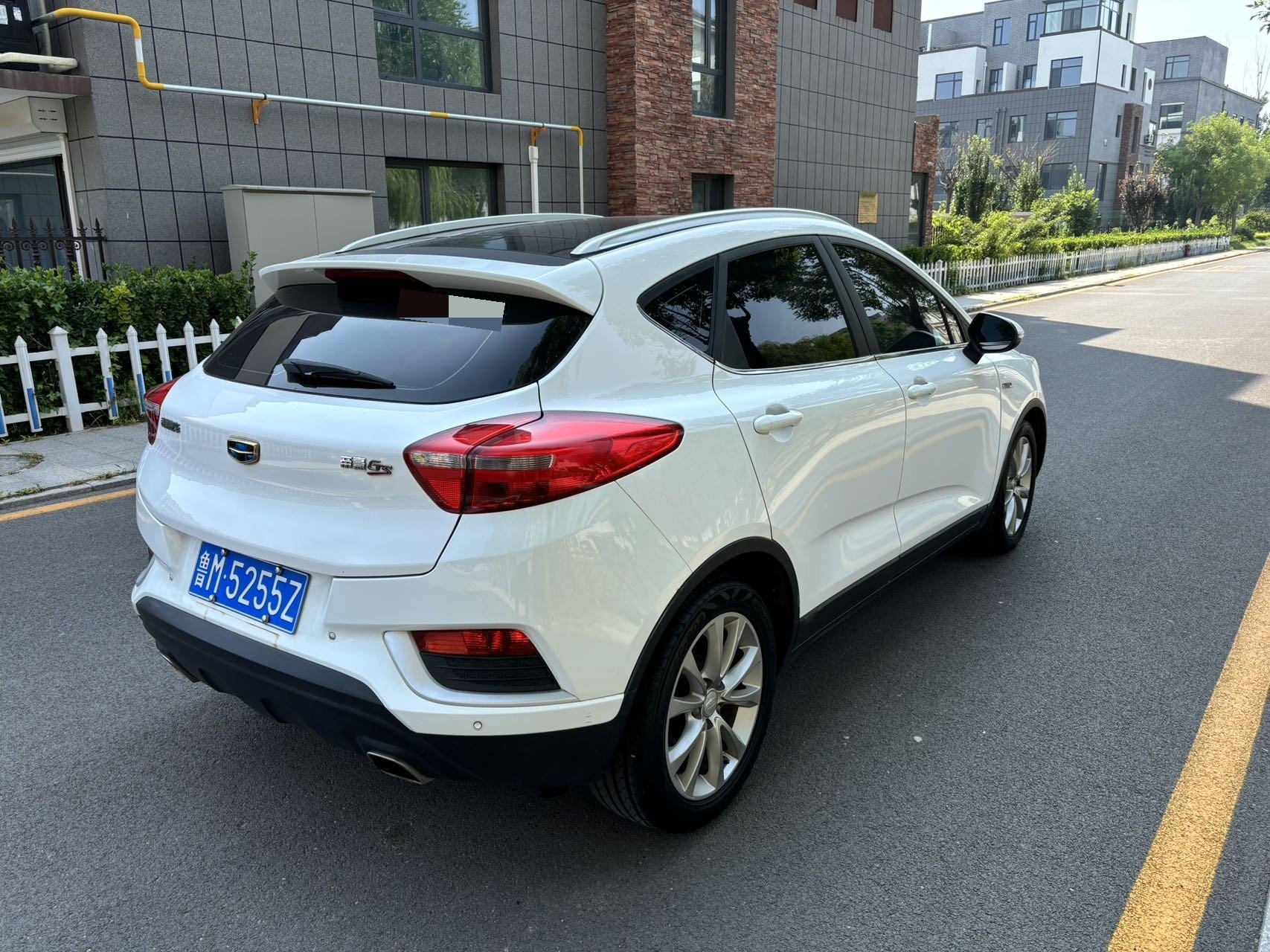 GEELY Emgrand GS 2016 car image #5