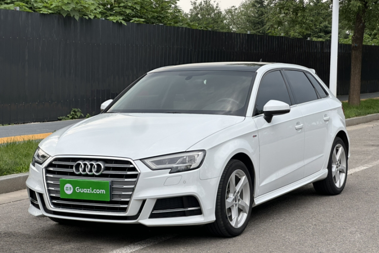 Audi A3 2020 car image #2