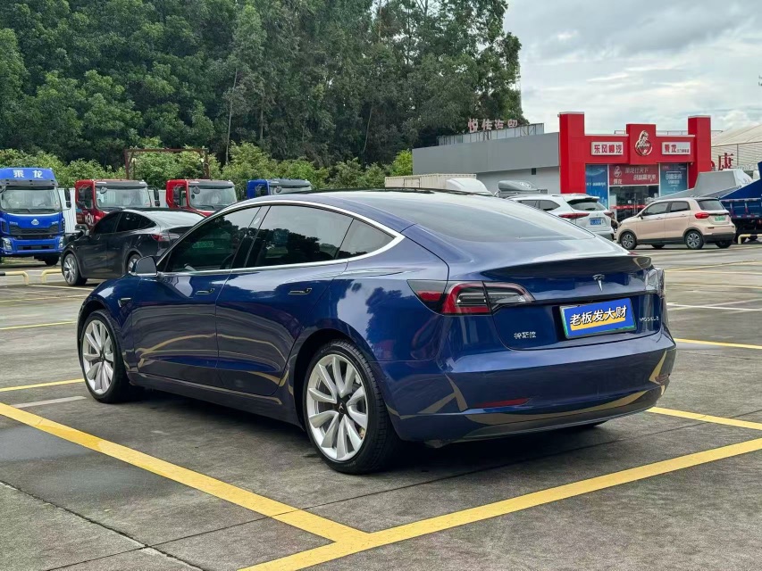Tesla Model 3 2020 #4 Tesla Model 3 2020 car image #4