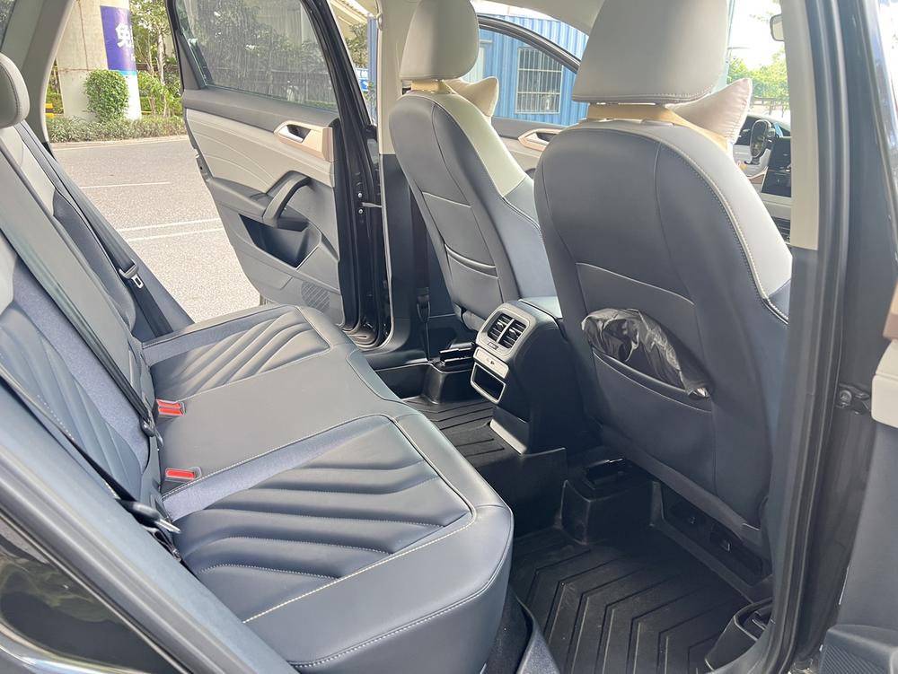 Volkswagen Tharu 2023 صورة سيارة #14