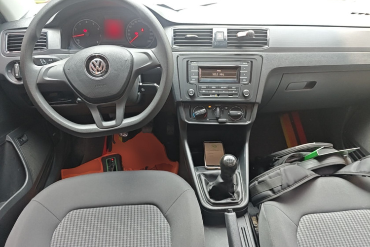 Volkswagen Santana 2022 car image #11