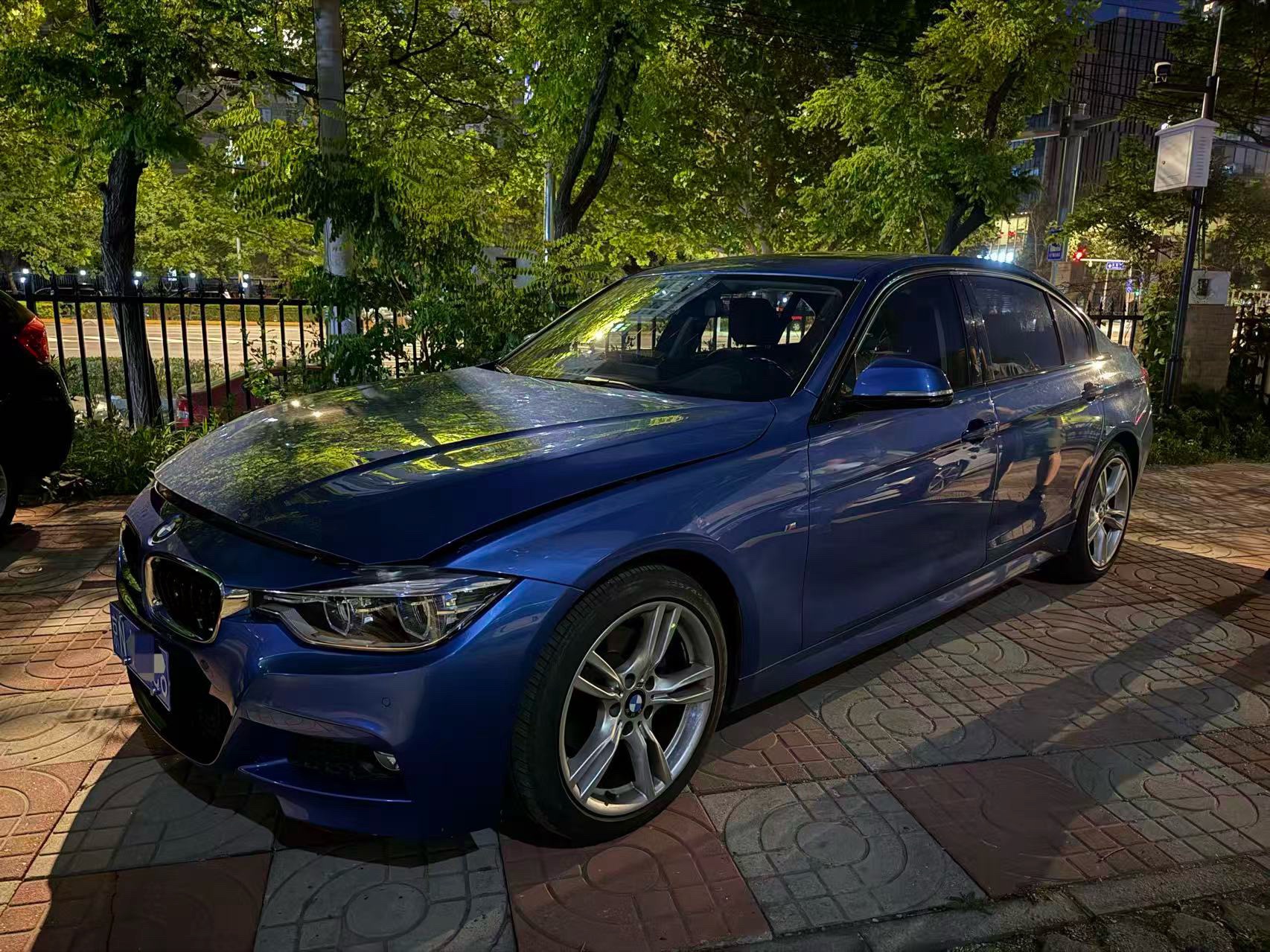 BMW 3 Series 2017 BMW 3 Series 2017 car image