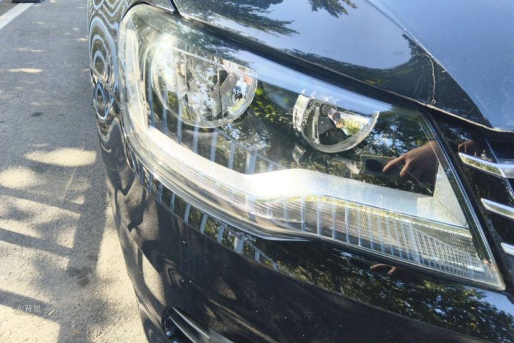 Volkswagen Bora 2016 car image #8
