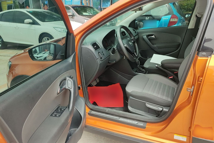 Volkswagen Polo 2016 #16 Volkswagen Polo 2016 car image #16