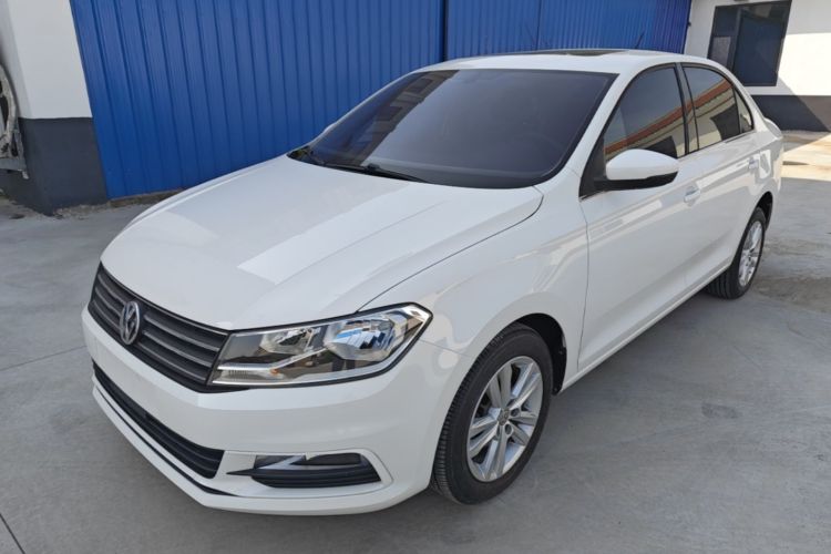 Volkswagen Santana 2018 car image #2