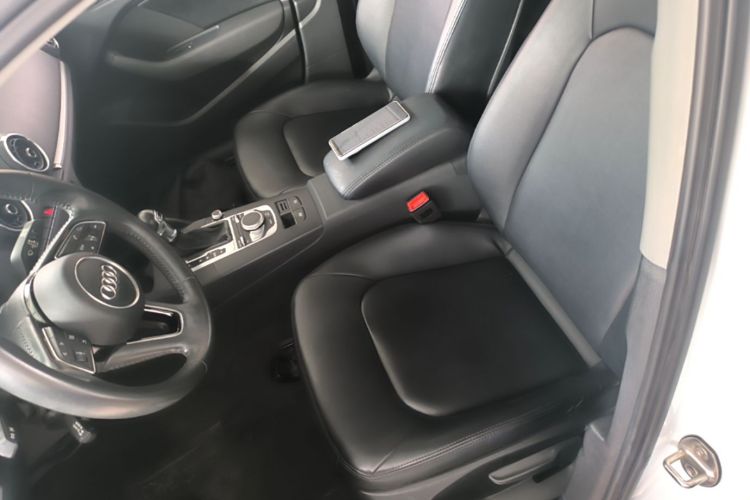 Audi A3 2020 car image #19